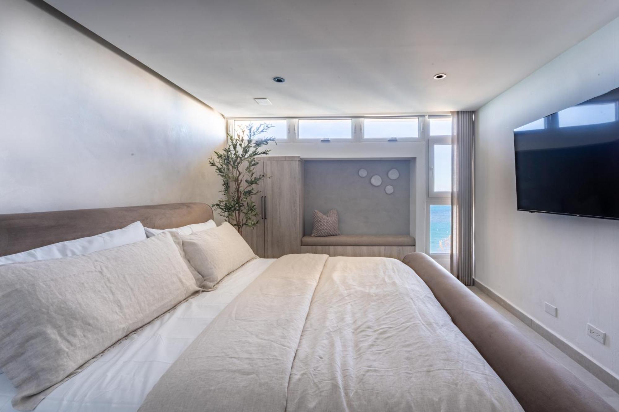Ocean View Deluxe Suite: Pvt. Beach&Pool San Juan Buitenkant foto
